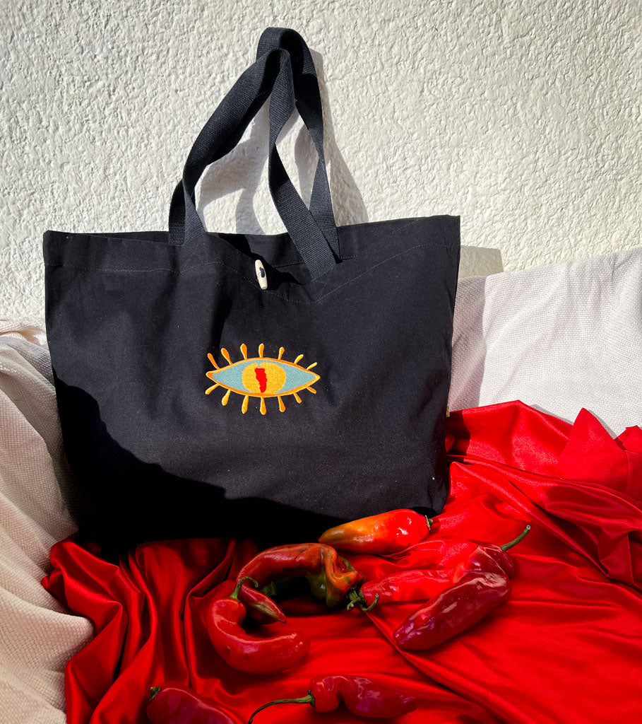 CHILI EYE giga tote /black/