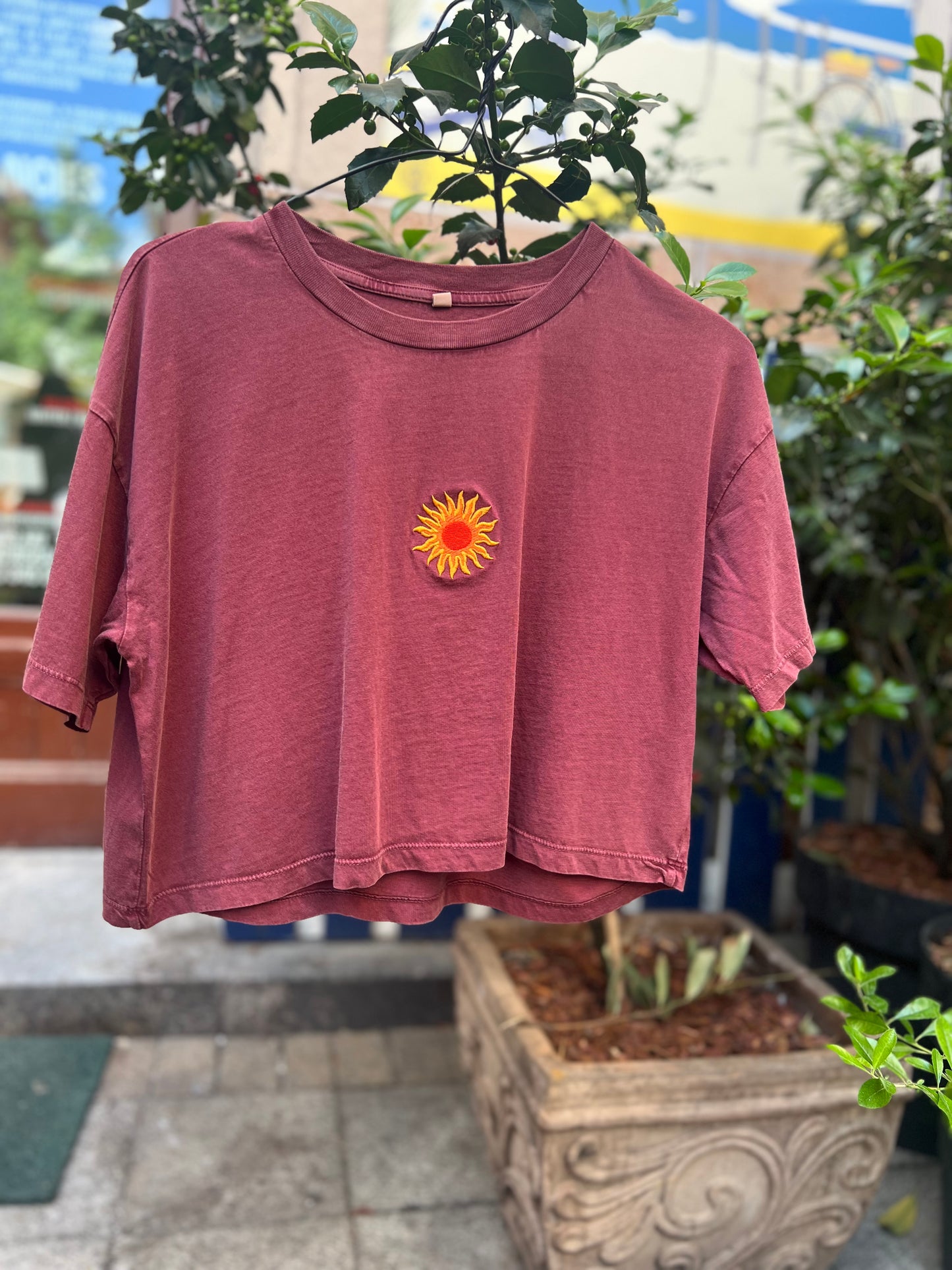 SUN crop tee /dusty burgundy/