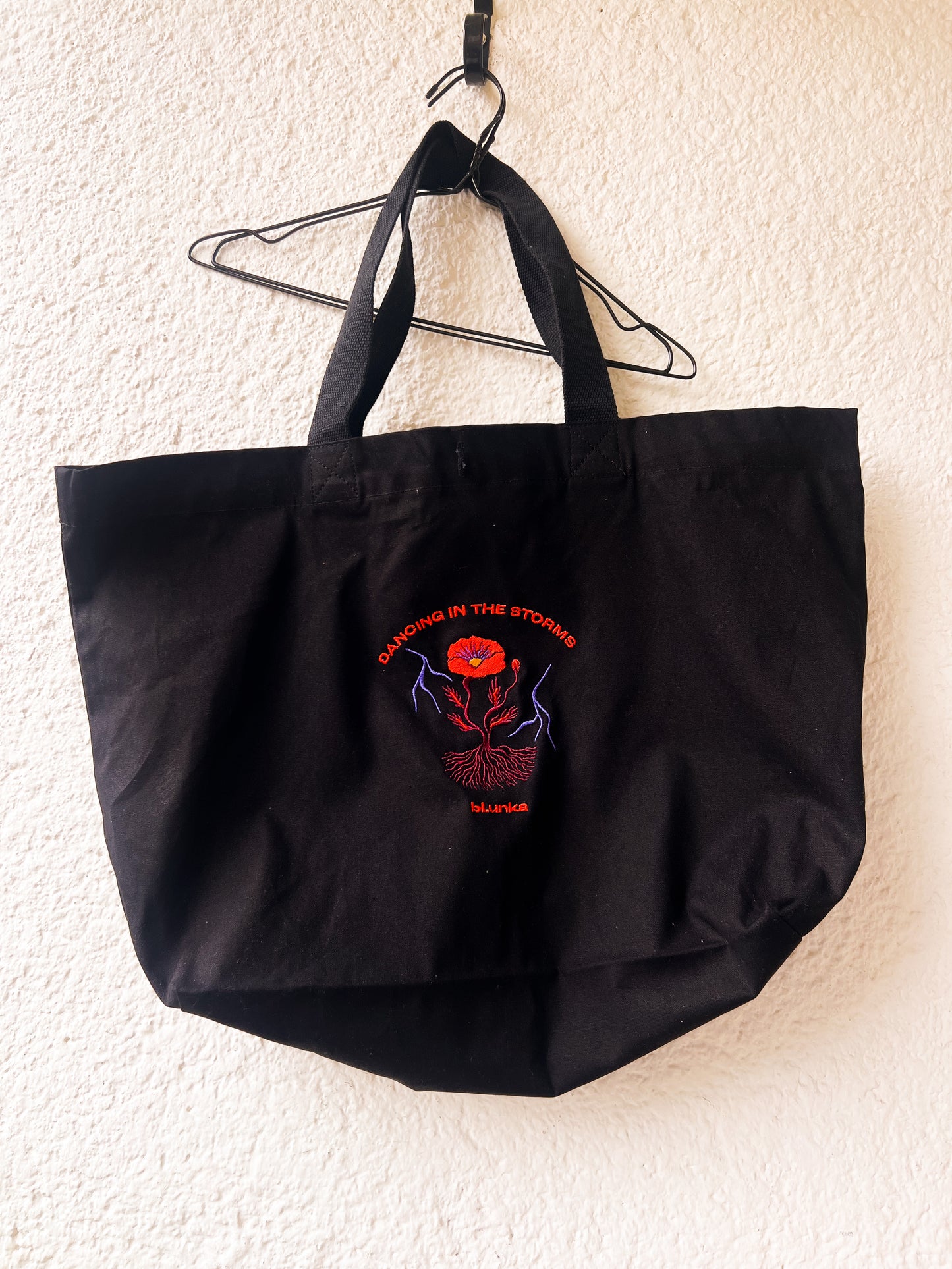 POPPY POWER giga tote /black/