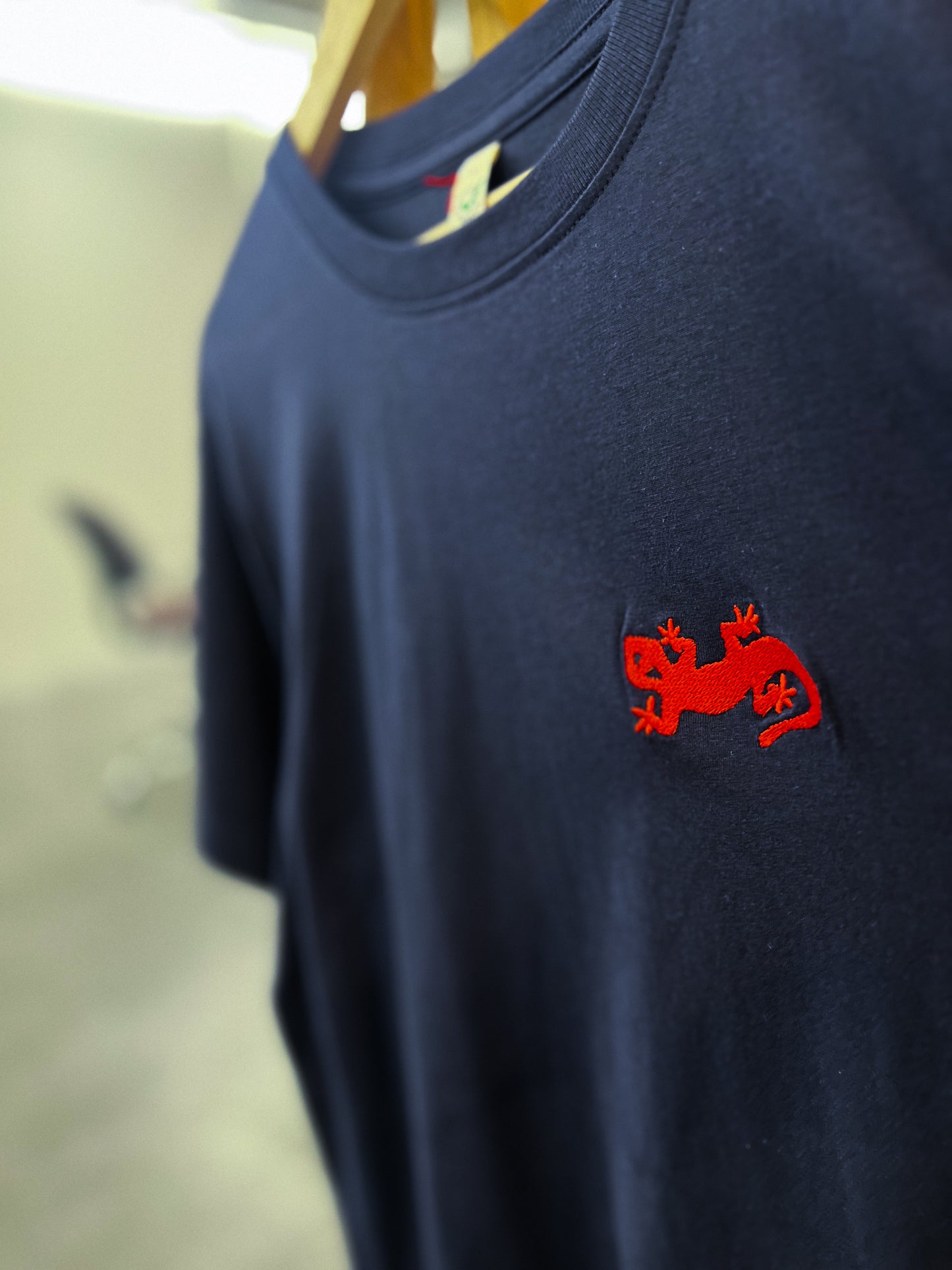 GECKO unisex tee /navy/