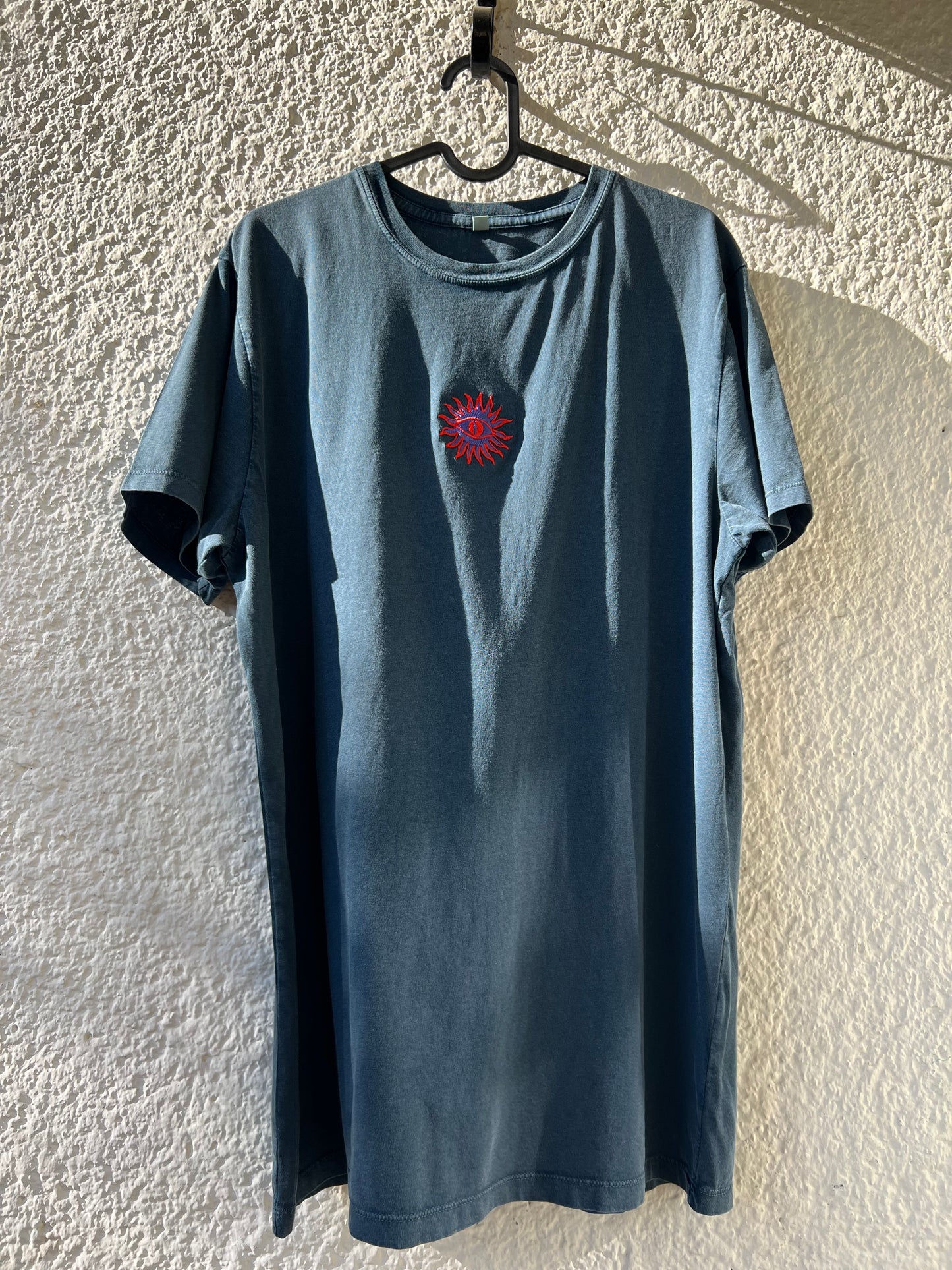 WILD unisex tee /dusty denim blue/