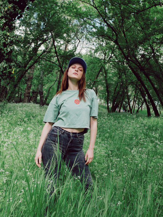 ROSE crop tee /dusty sage/